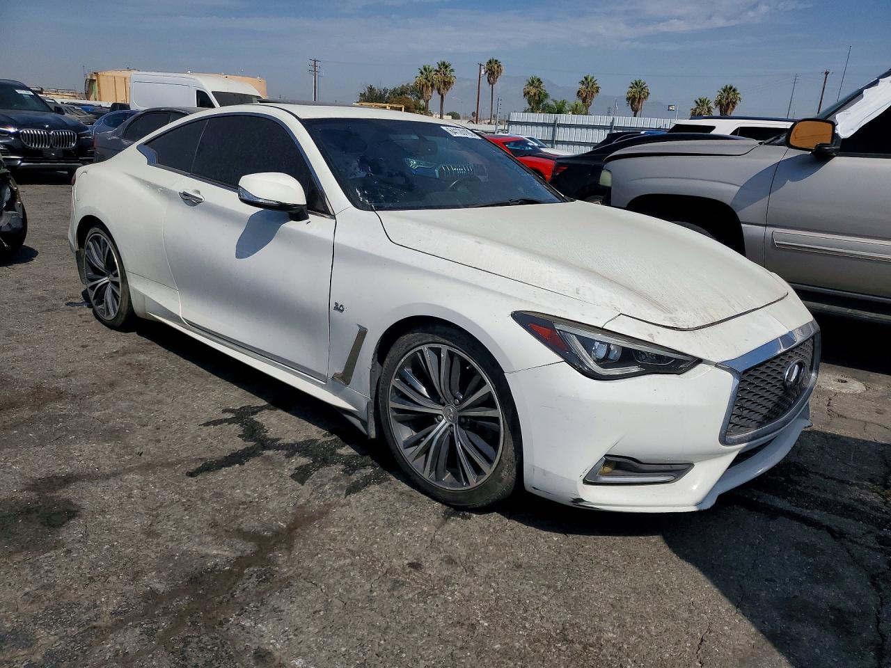 2018 INFINITI Q60 3.0T LUXE — снимка 4