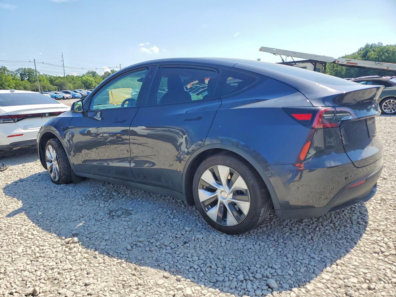 2024 TESLA MODEL Y — снимка 2