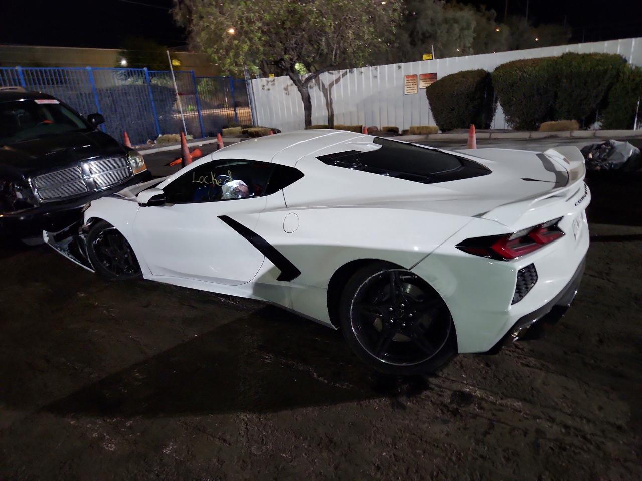 2020 CHEVROLET CORVETTE STINGRAY 2LT — снимка 2