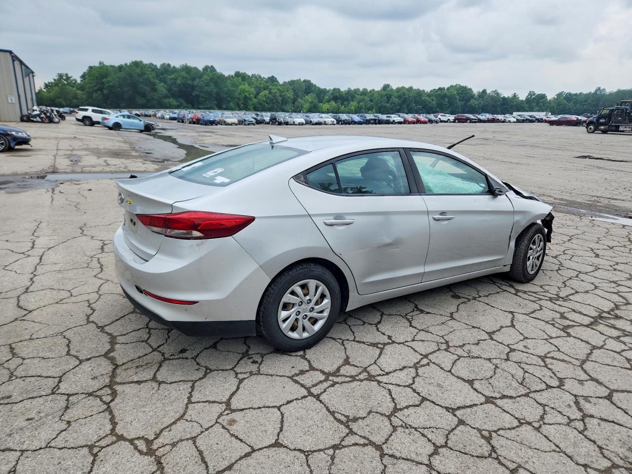 2017 HYUNDAI ELANTRA SE — снимка 3