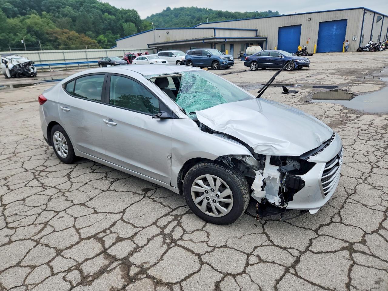 2017 HYUNDAI ELANTRA SE — снимка 4