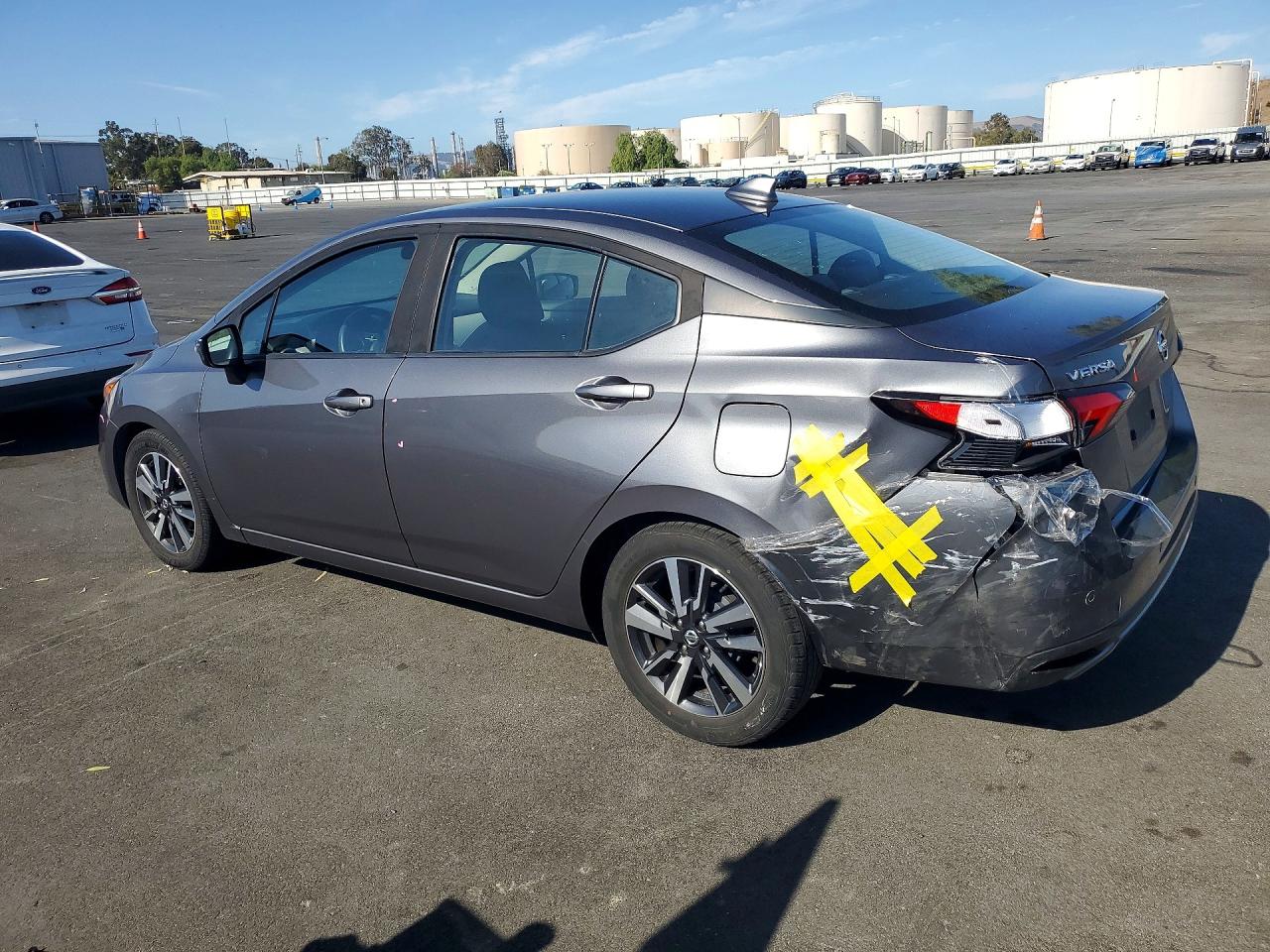 2021 NISSAN VERSA SV — снимка 2