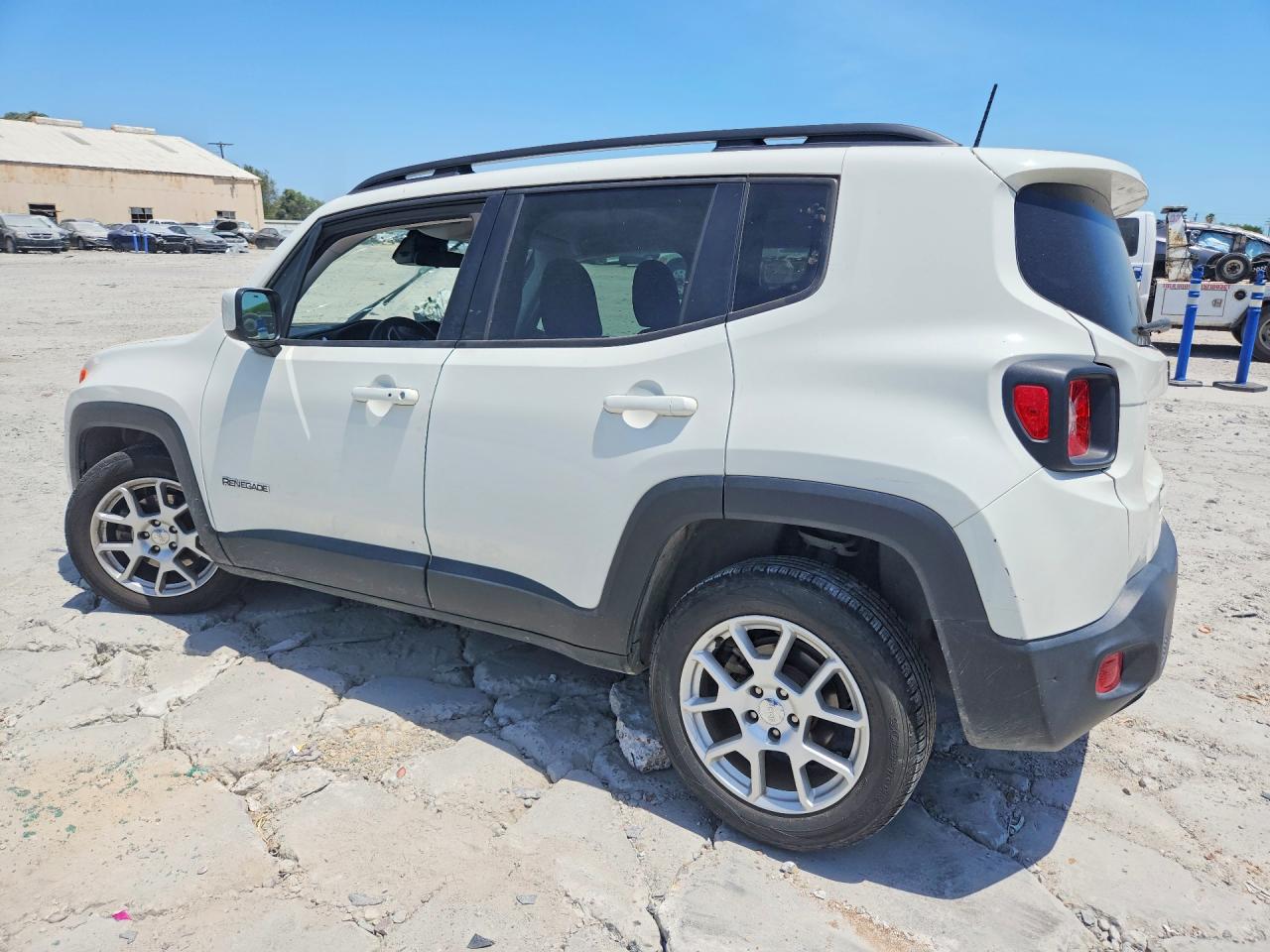 2020 JEEP RENEGADE LATITUDE — снимка 2