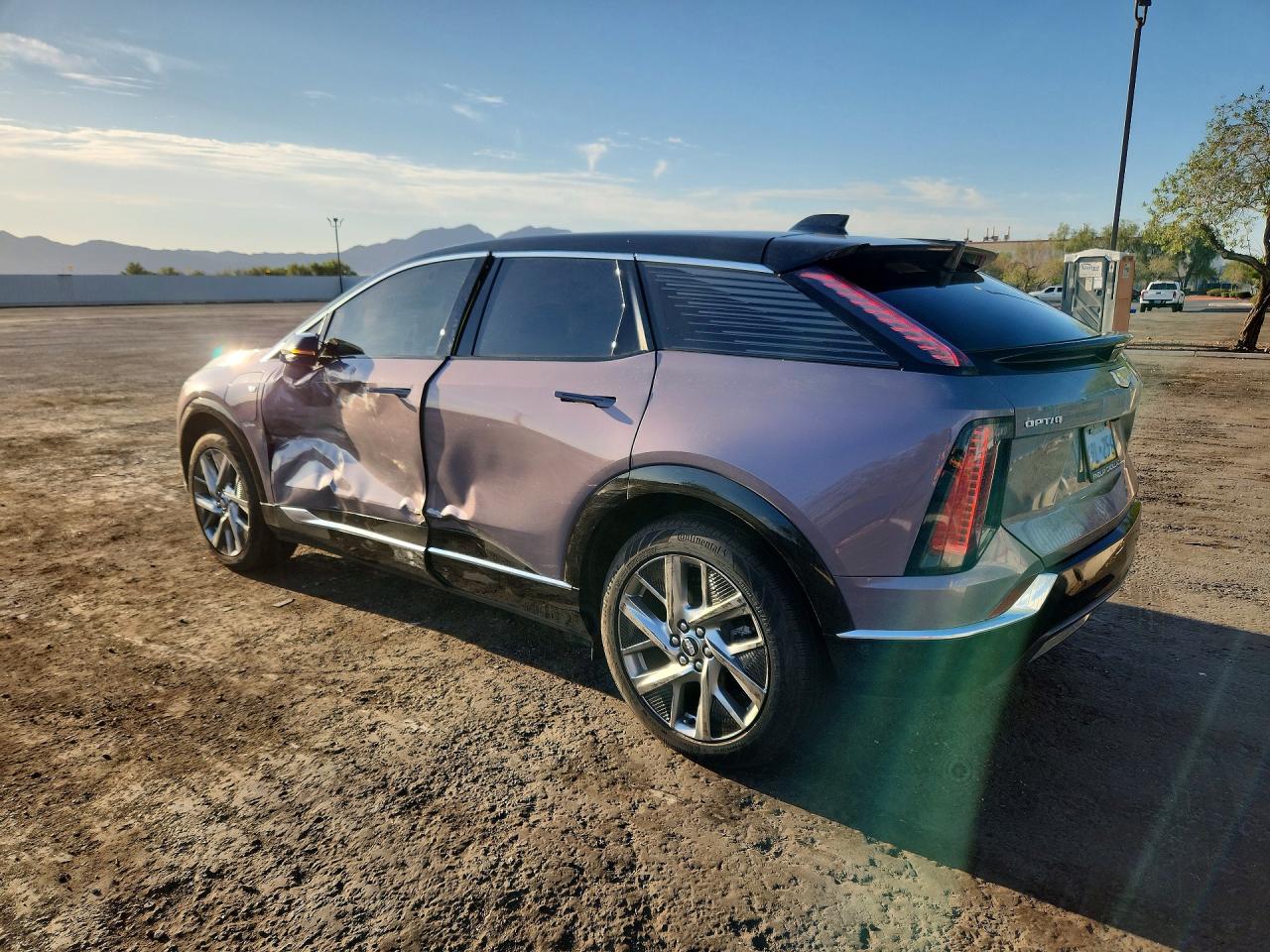 2025 CADILLAC OPTIQ LUXURY 1 — снимка 2