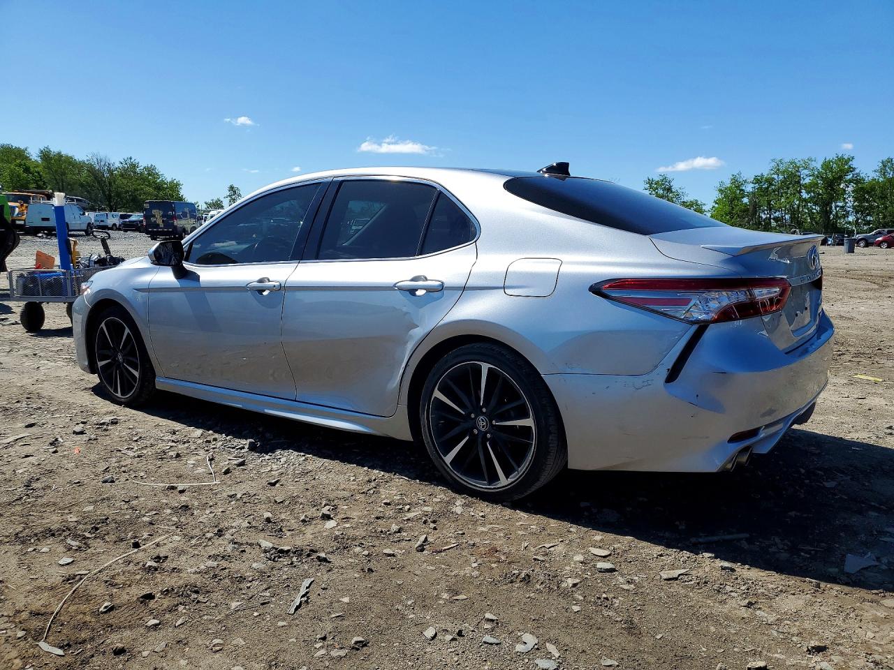 2019 TOYOTA CAMRY XSE — снимка 2