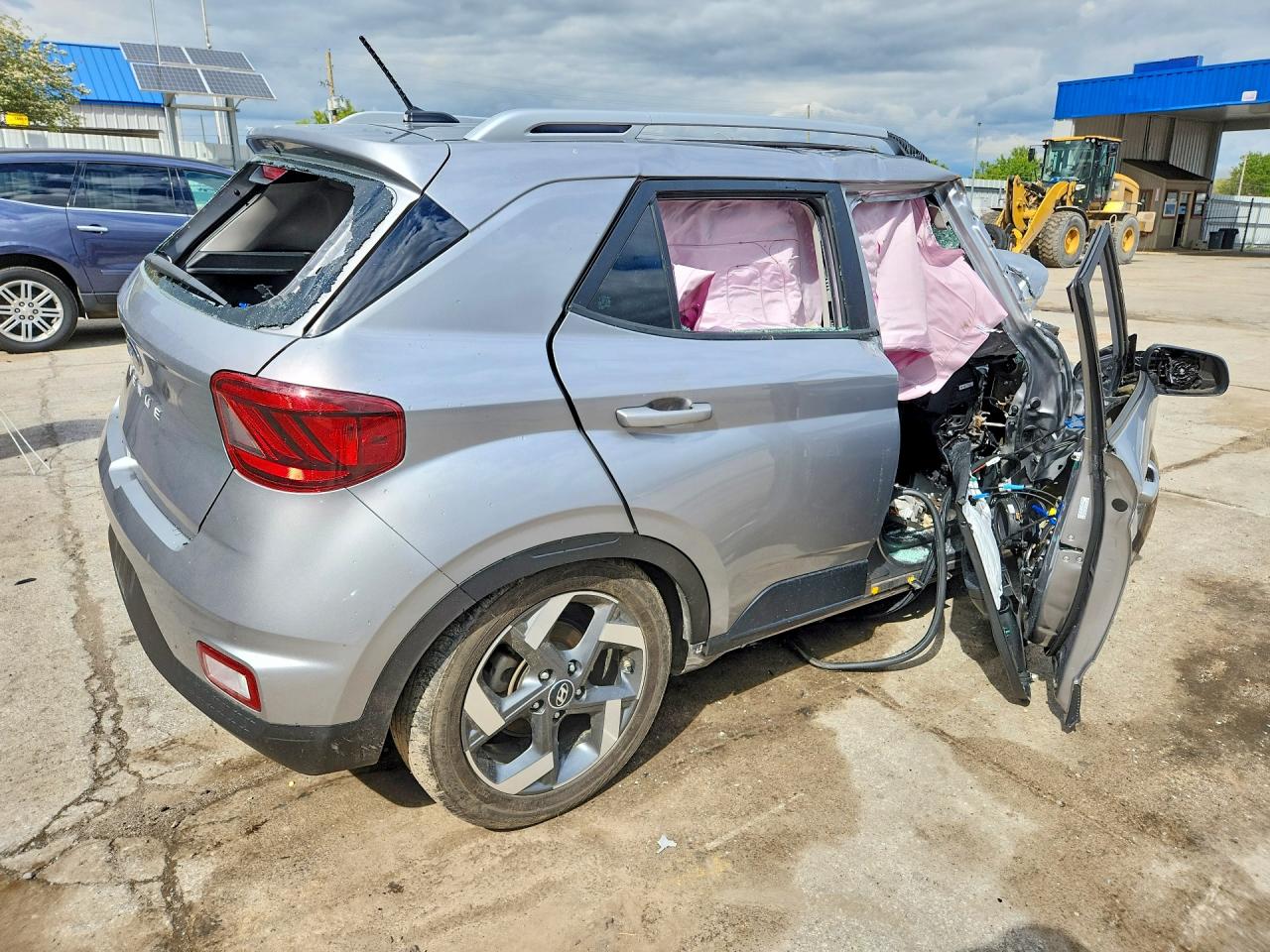 2024 HYUNDAI VENUE SEL — снимка 3