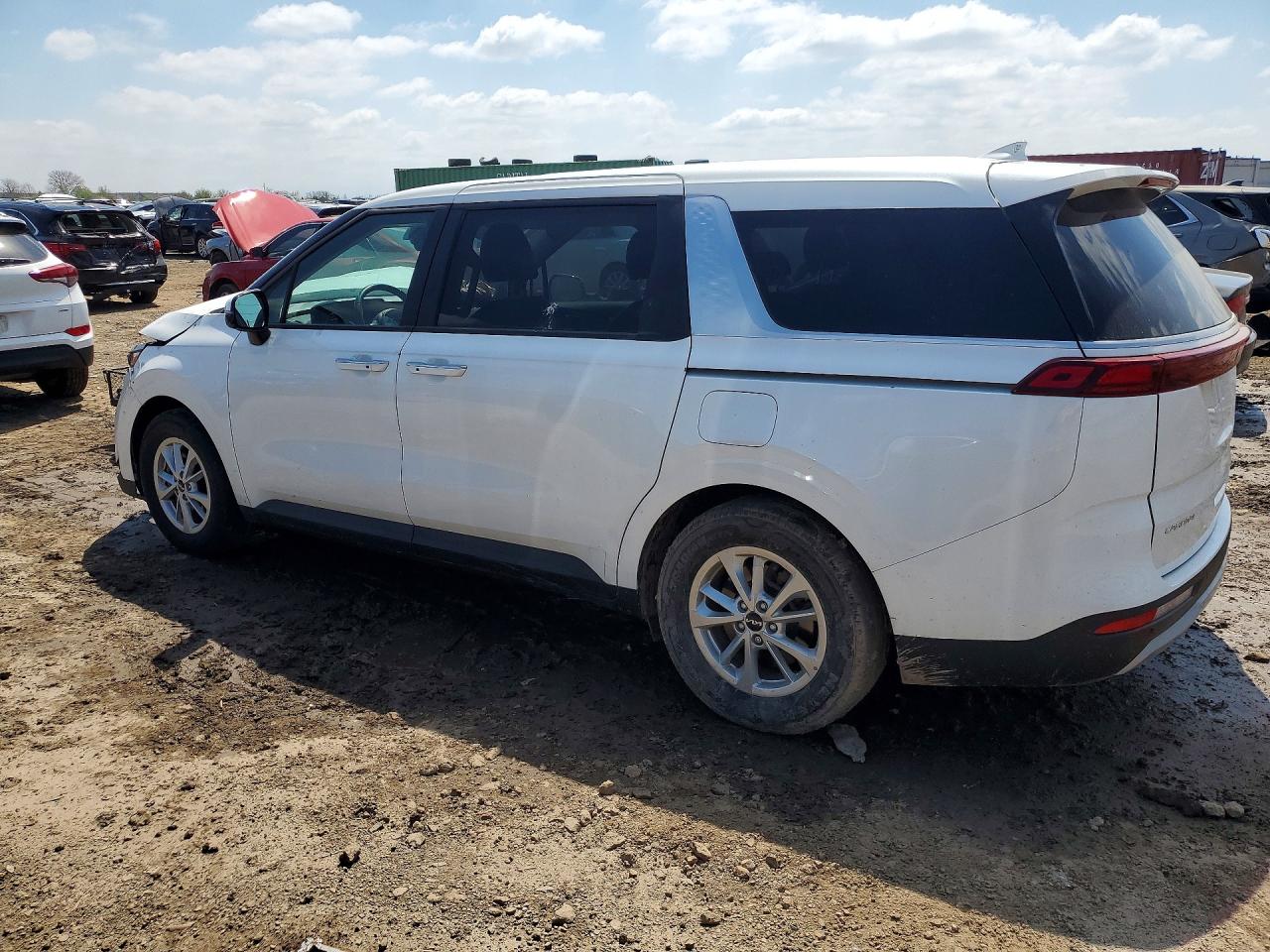 2024 KIA CARNIVAL LX — снимка 2