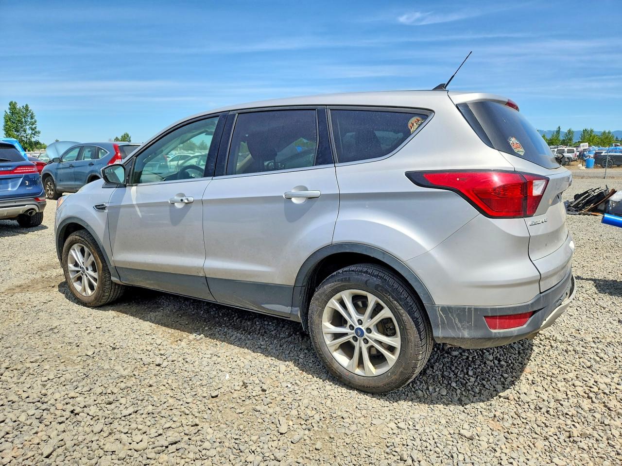 2019 FORD ESCAPE SE — снимка 2
