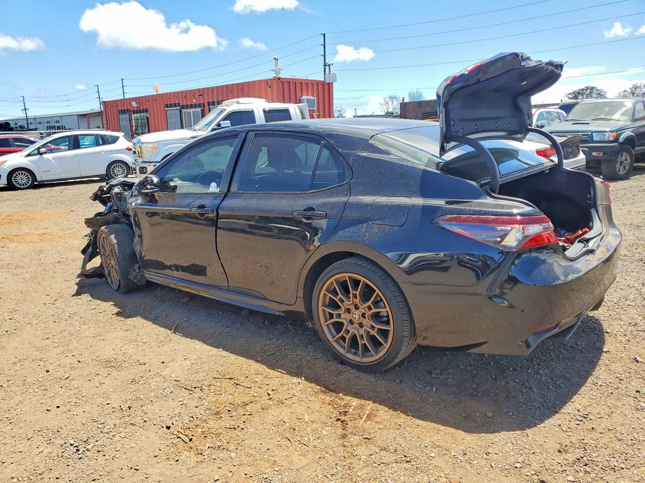 2024 TOYOTA CAMRY SE — снимка 2