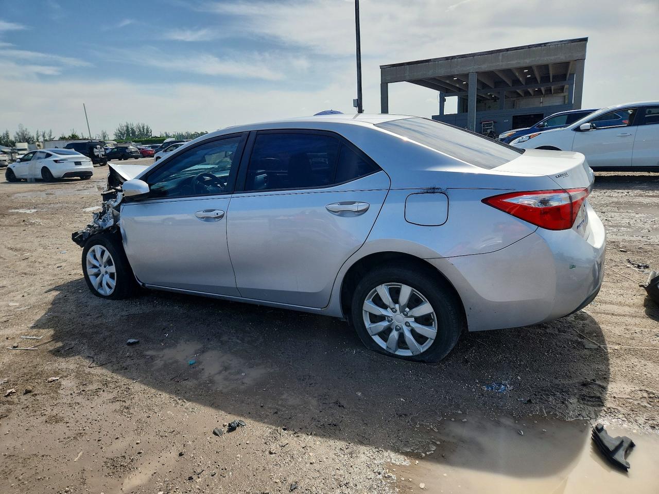 2016 TOYOTA COROLLA LE — снимка 2