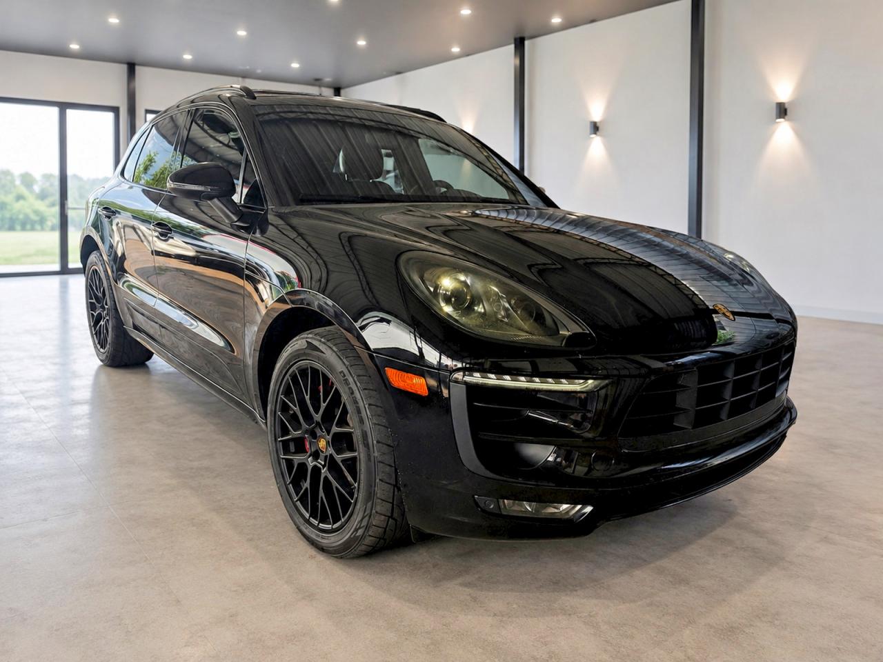 2017 PORSCHE MACAN GTS