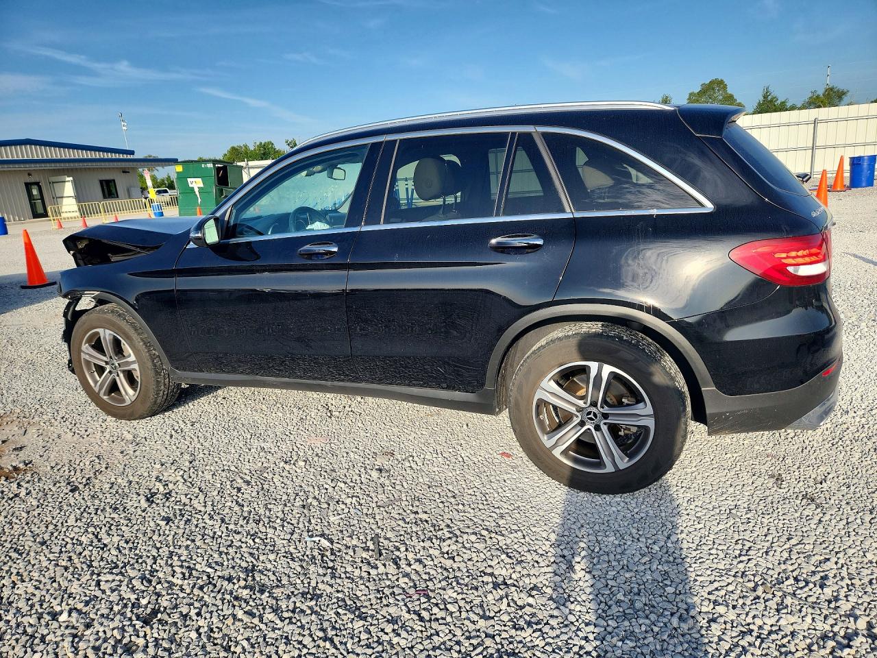 2019 MERCEDES-BENZ GLC 300 4MATIC — снимка 2