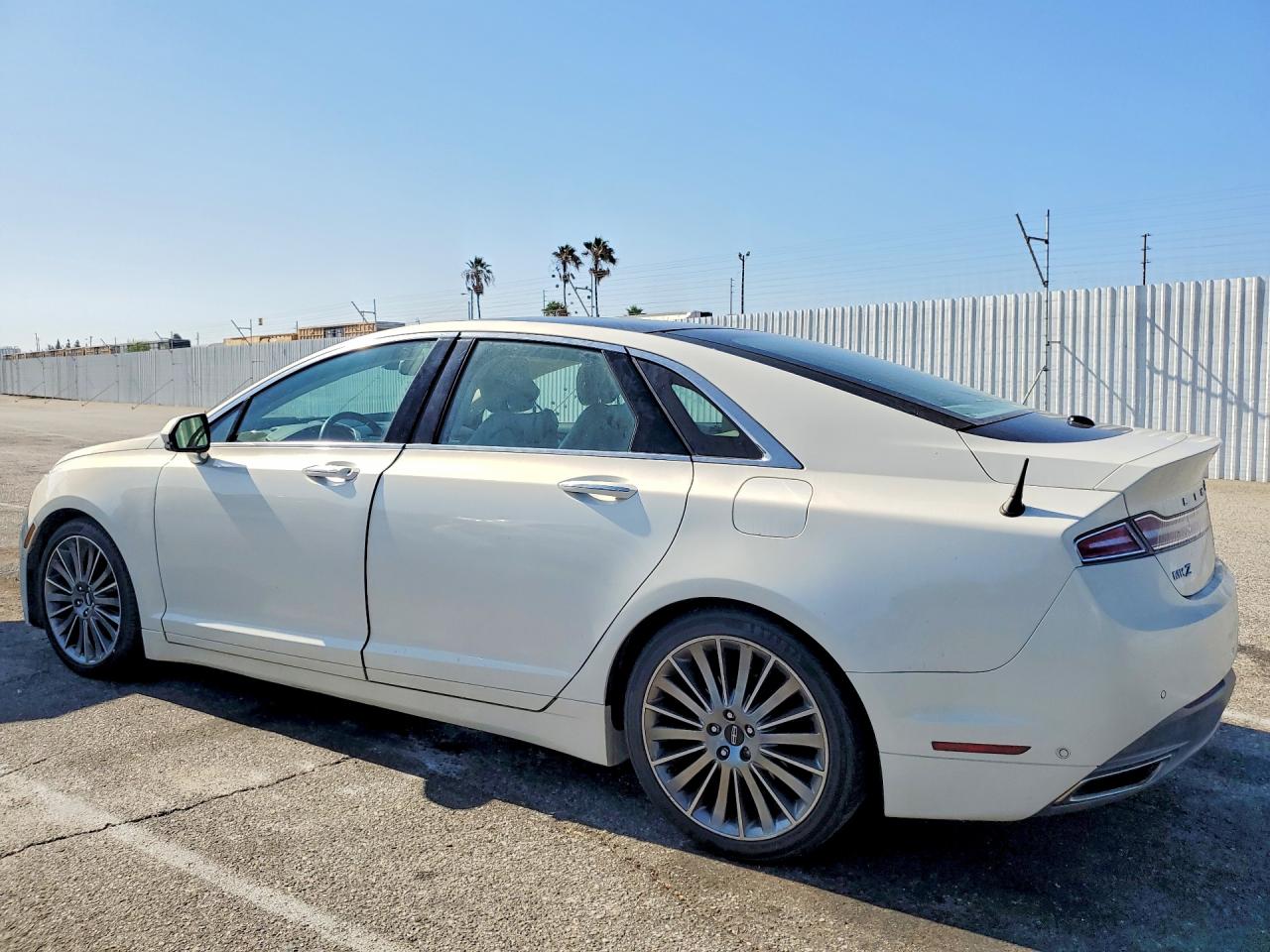 2013 LINCOLN MKZ HYBRID — снимка 2