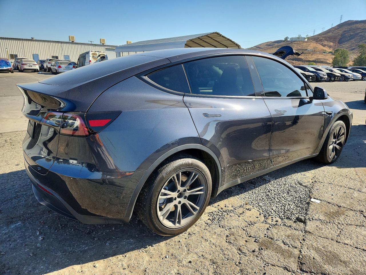 2025 TESLA MODEL Y — снимка 3