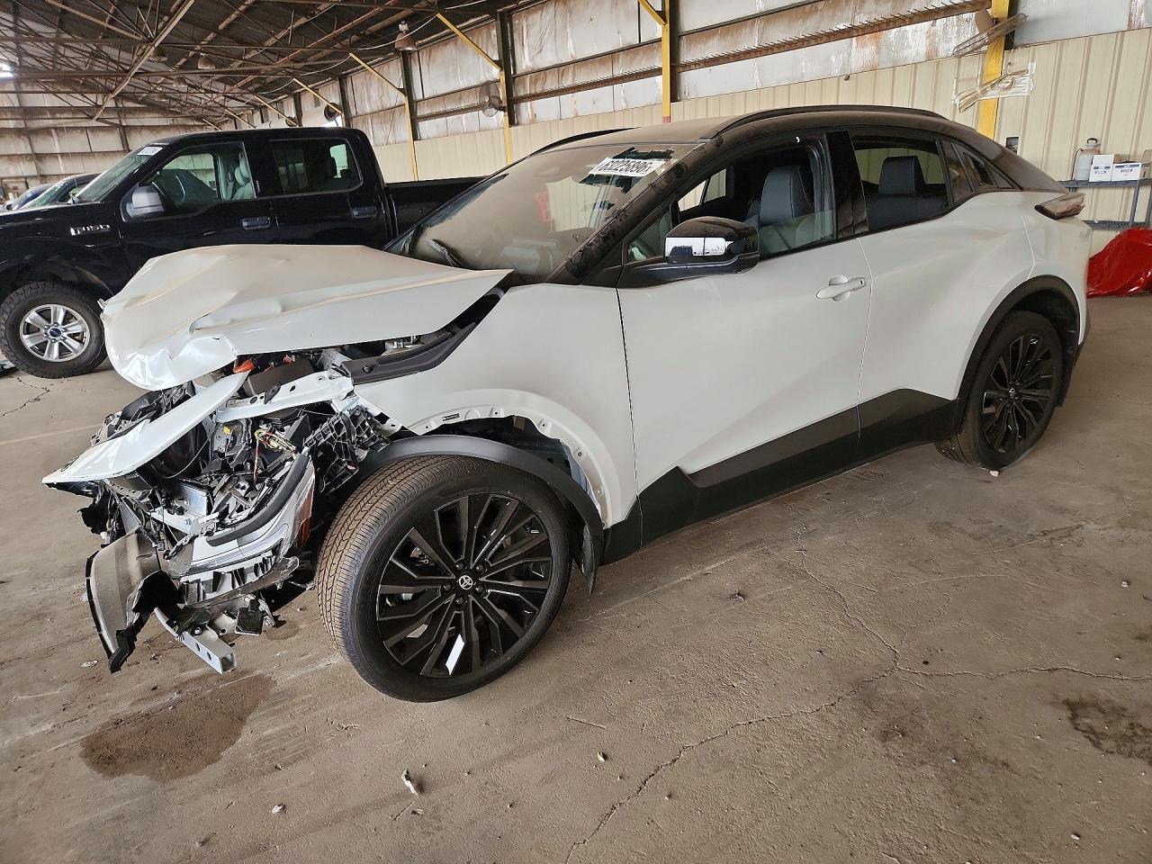 2026 TOYOTA C-HR XSE