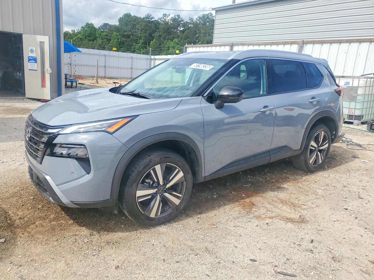 2026 NISSAN ROGUE SL