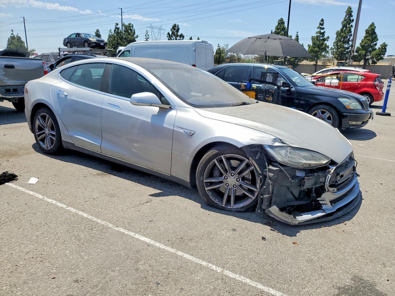 2015 TESLA MODEL S — снимка 4