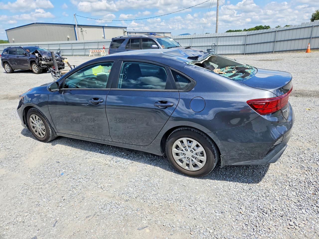 2023 KIA FORTE LX — снимка 2