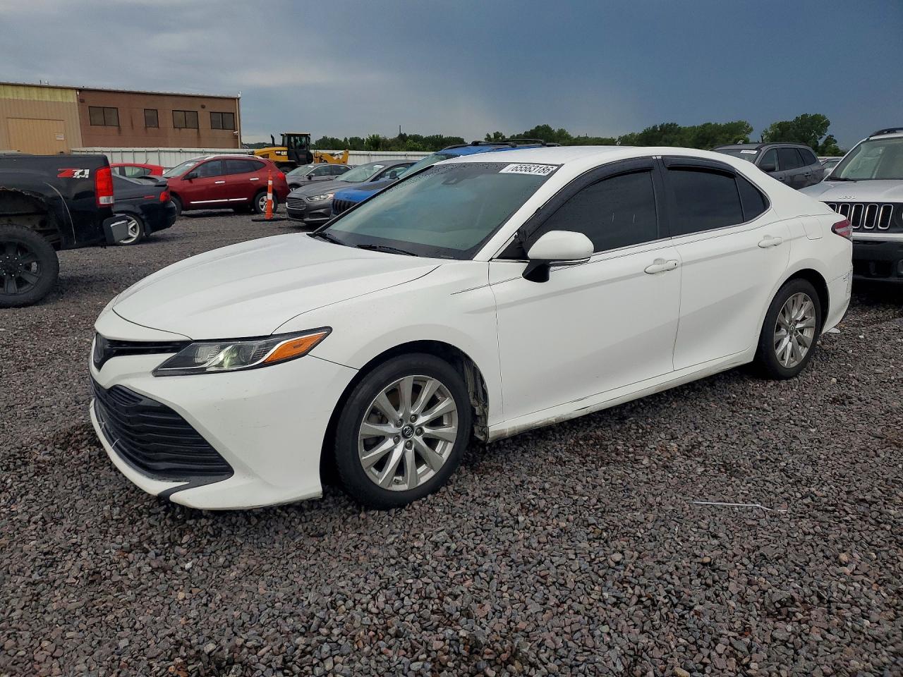 2018 TOYOTA CAMRY LE