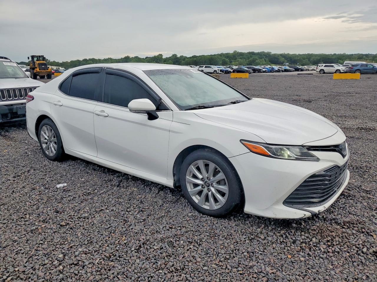 2018 TOYOTA CAMRY LE — снимка 4