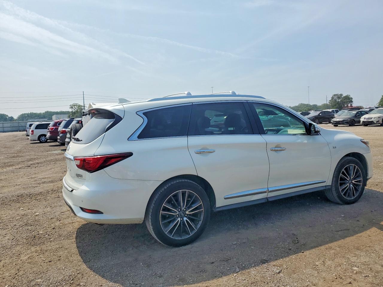 2017 INFINITI QX60 BASE — снимка 3