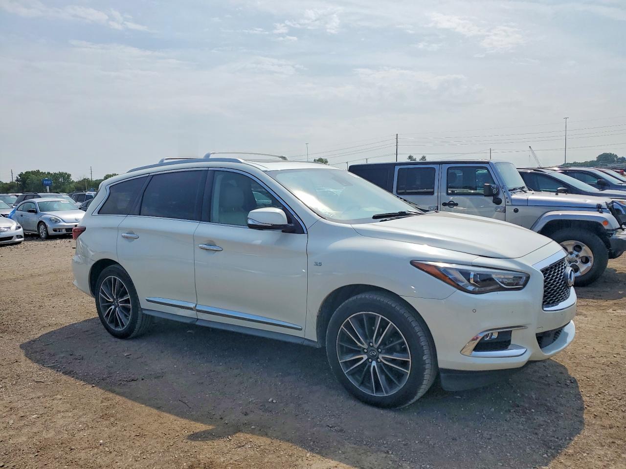 2017 INFINITI QX60 BASE — снимка 4