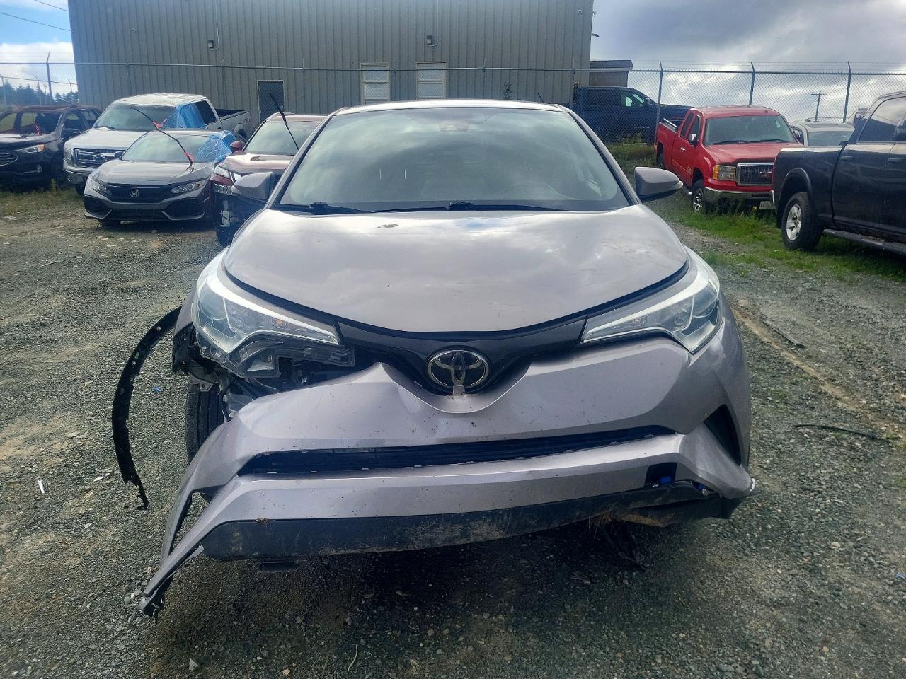2019 TOYOTA C-HR XLE — снимка 5