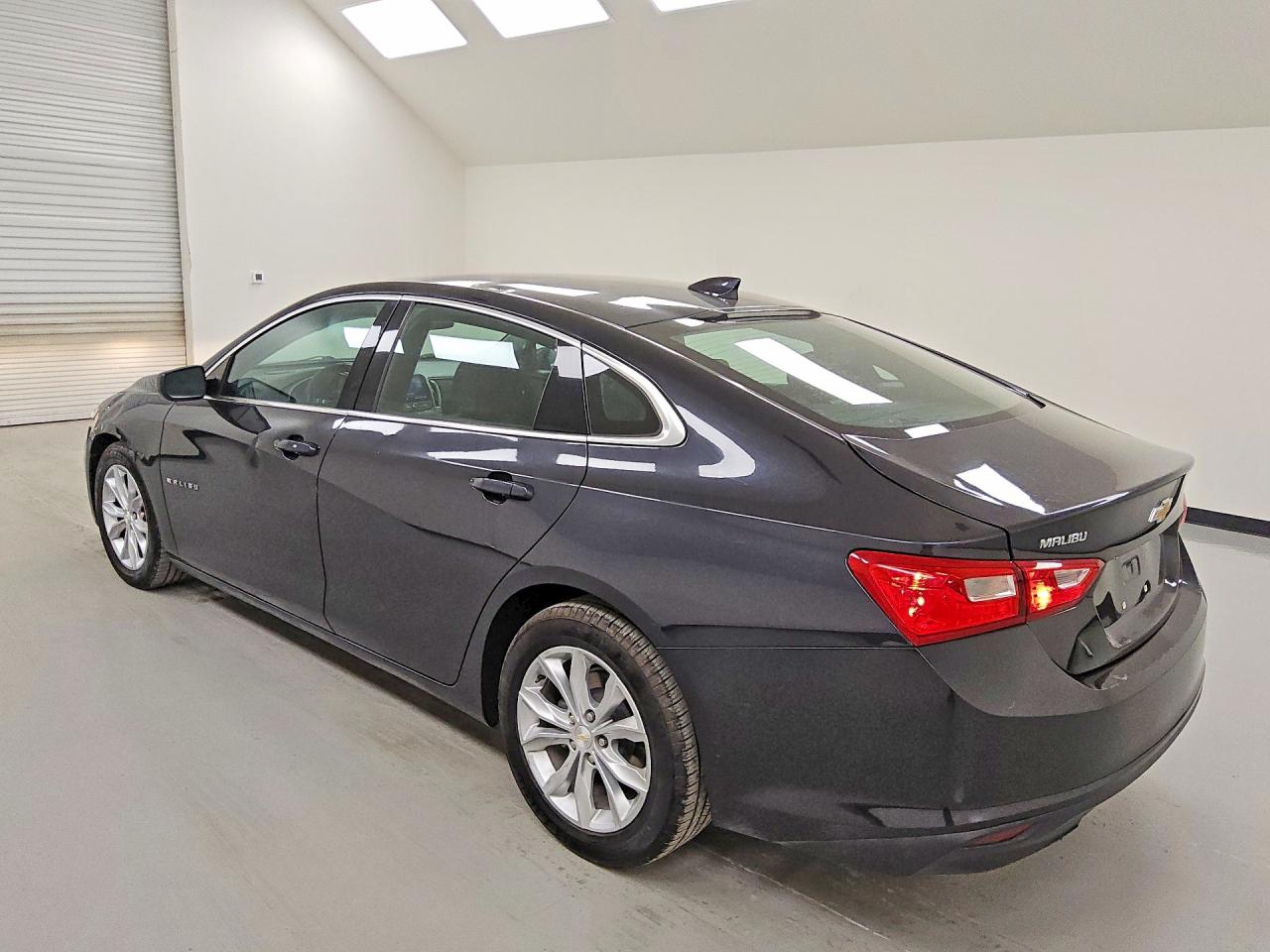 2023 CHEVROLET MALIBU LT — снимка 2