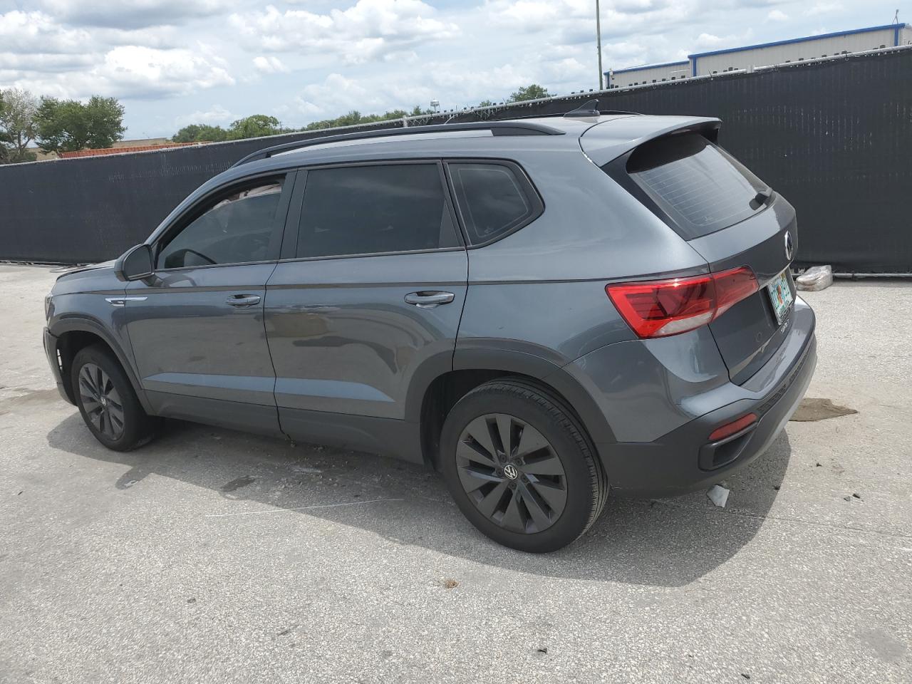 2023 VOLKSWAGEN TAOS S — снимка 2