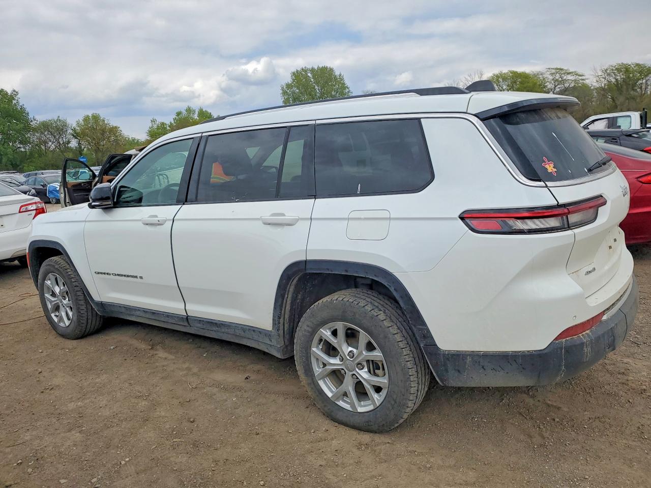 2023 JEEP GRAND CHEROKEE L LIMITED — снимка 2