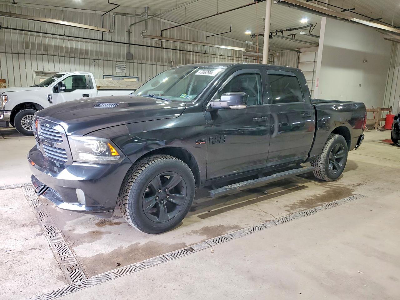 2015 RAM 1500 SPORT
