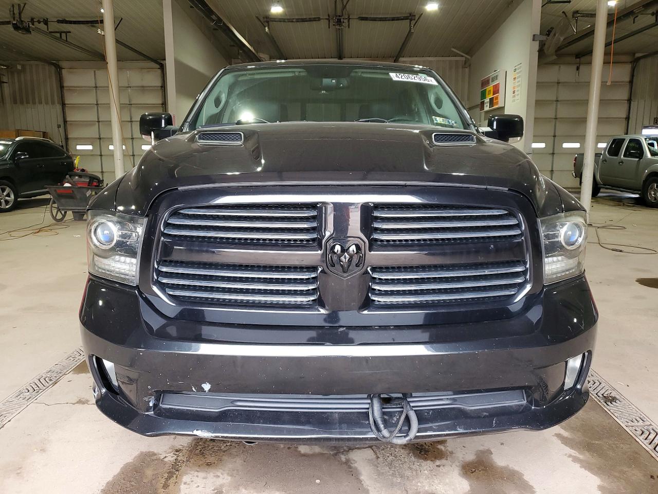 2015 RAM 1500 SPORT — снимка 5