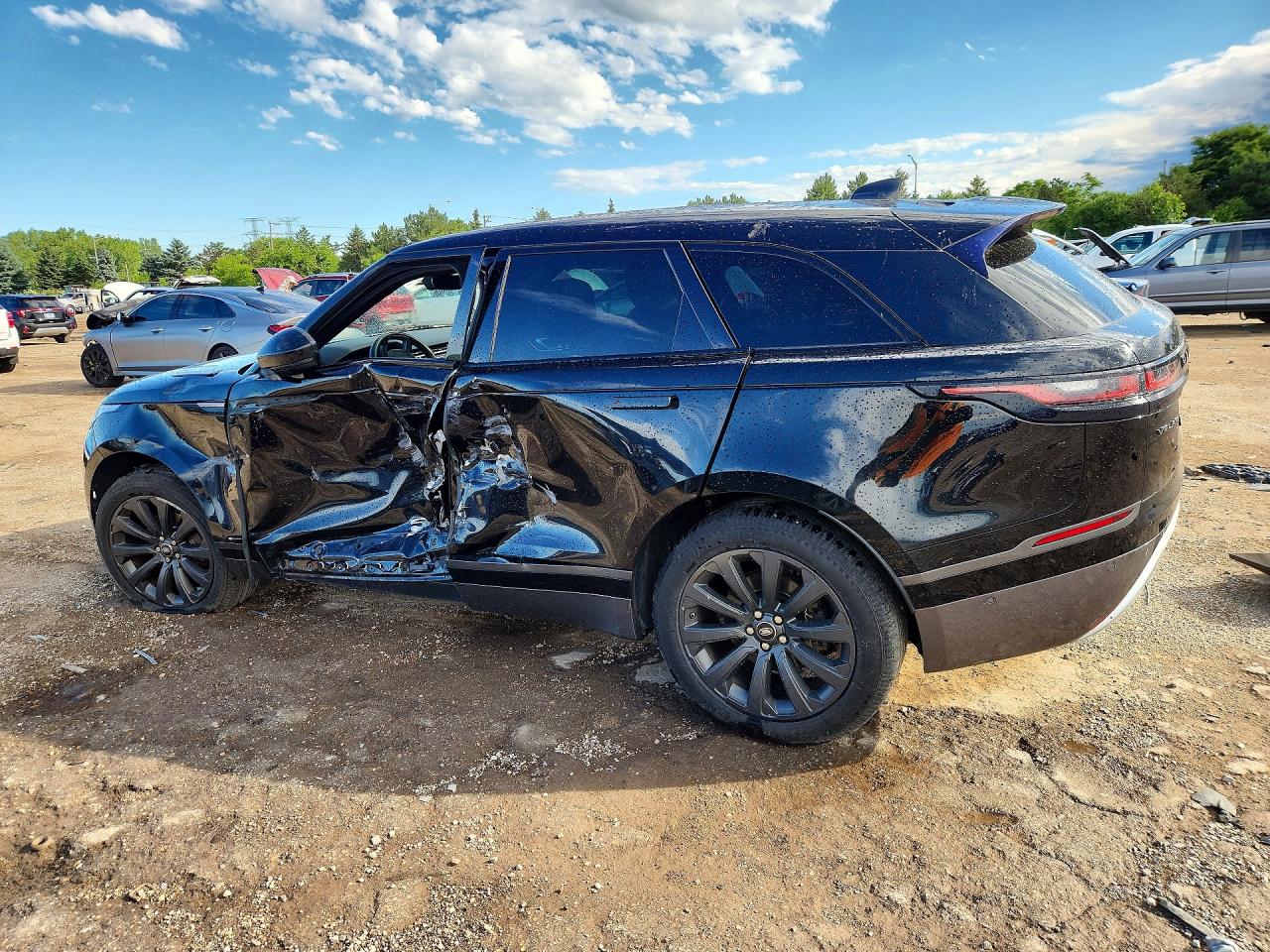 2018 LAND ROVER RANGE ROVER VELAR R-DYNAMIC SE — снимка 2
