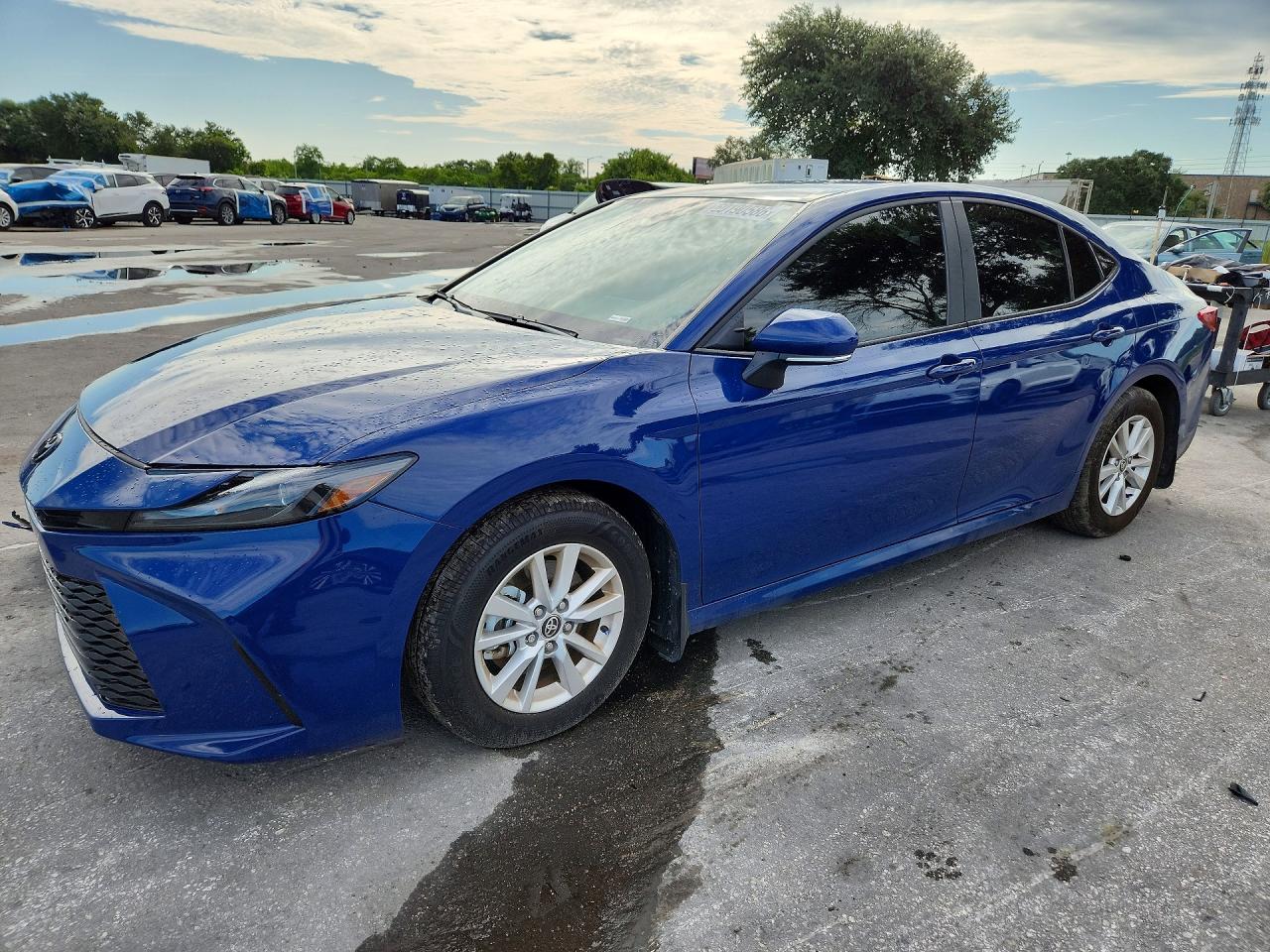 2025 TOYOTA CAMRY LE
