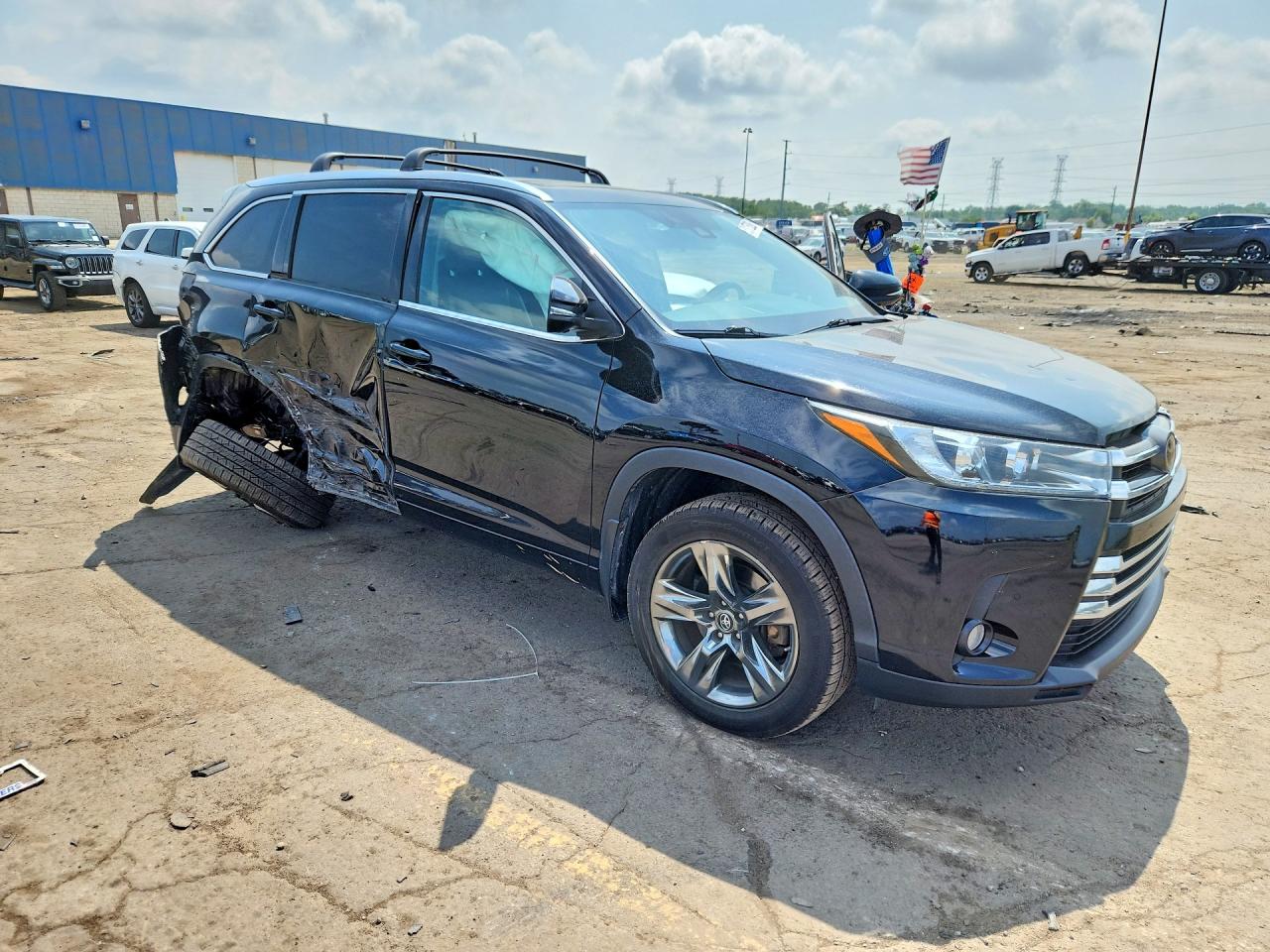 2018 TOYOTA HIGHLANDER LIMITED PLATINUM — снимка 4