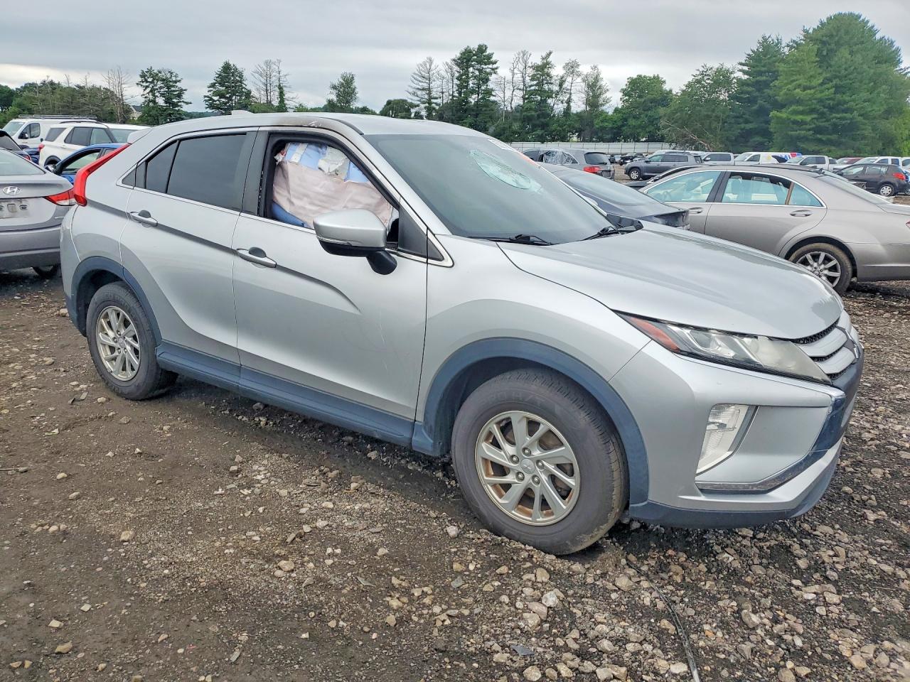 2018 MITSUBISHI ECLIPSE CROSS ES — снимка 4