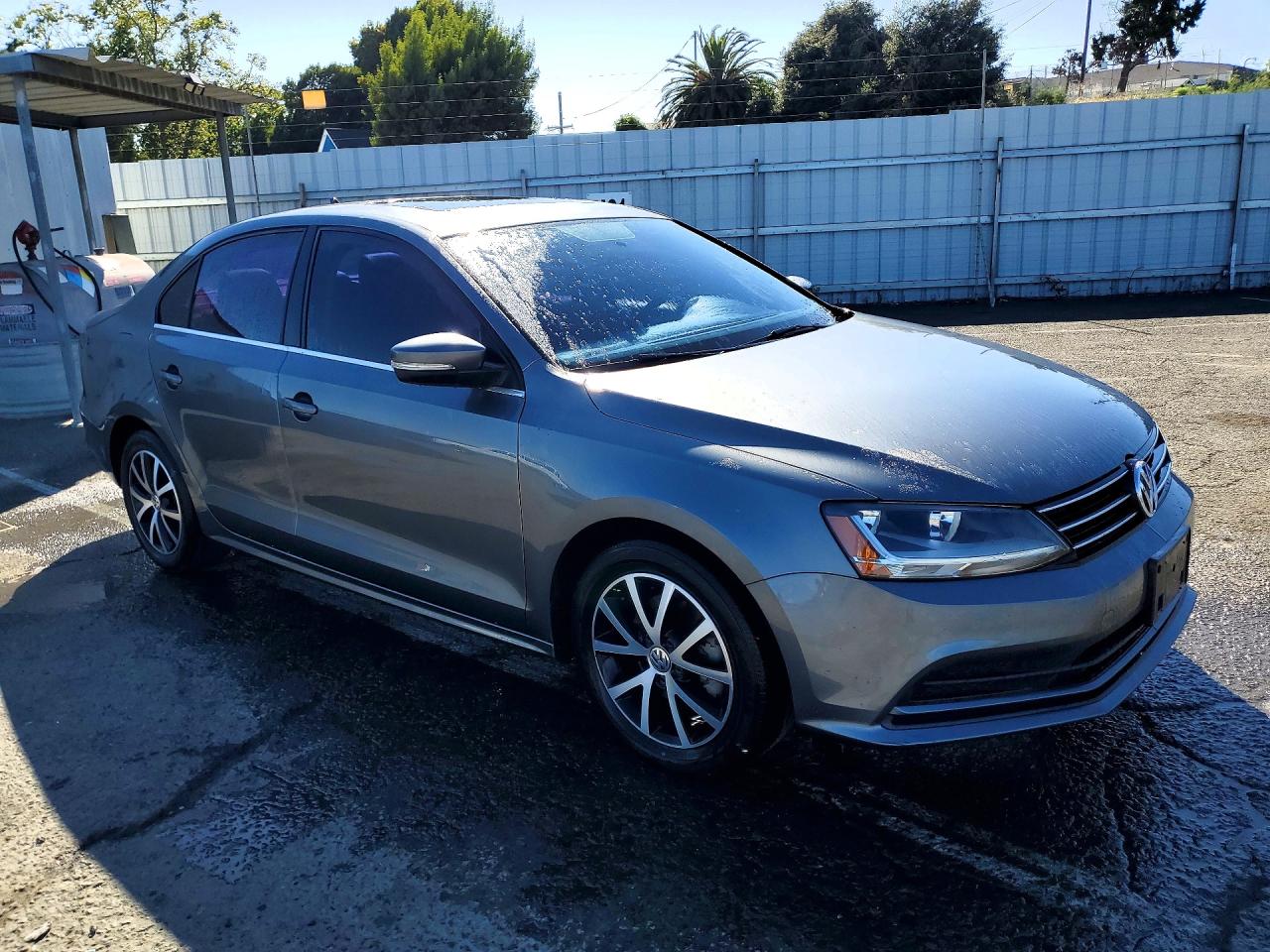 2017 VOLKSWAGEN JETTA SE — снимка 4