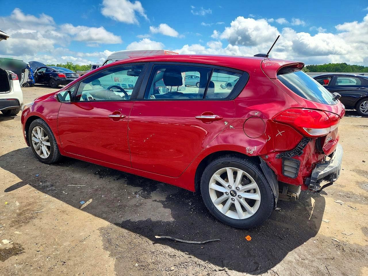 2017 KIA FORTE5 LX — снимка 2
