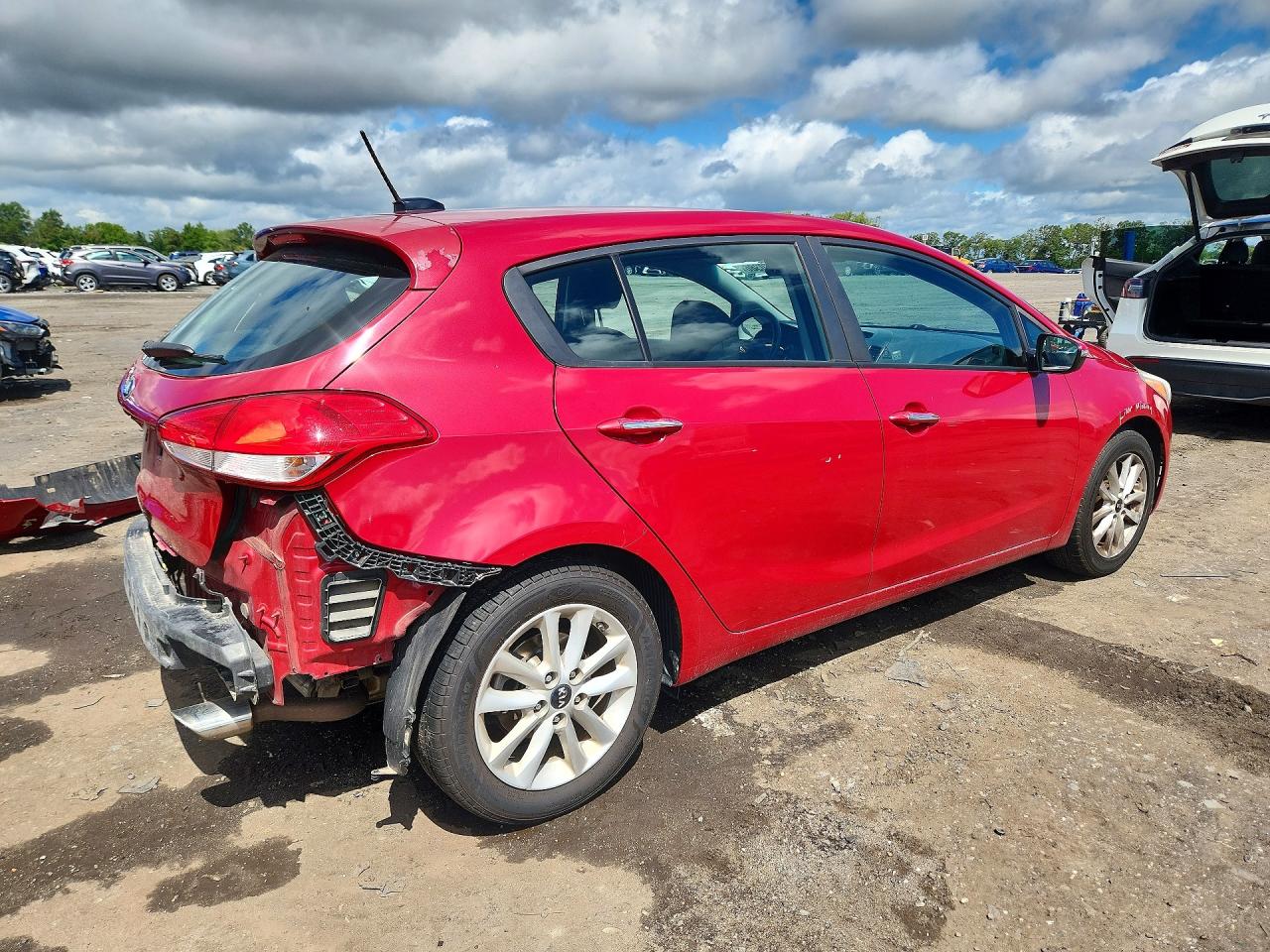 2017 KIA FORTE5 LX — снимка 3
