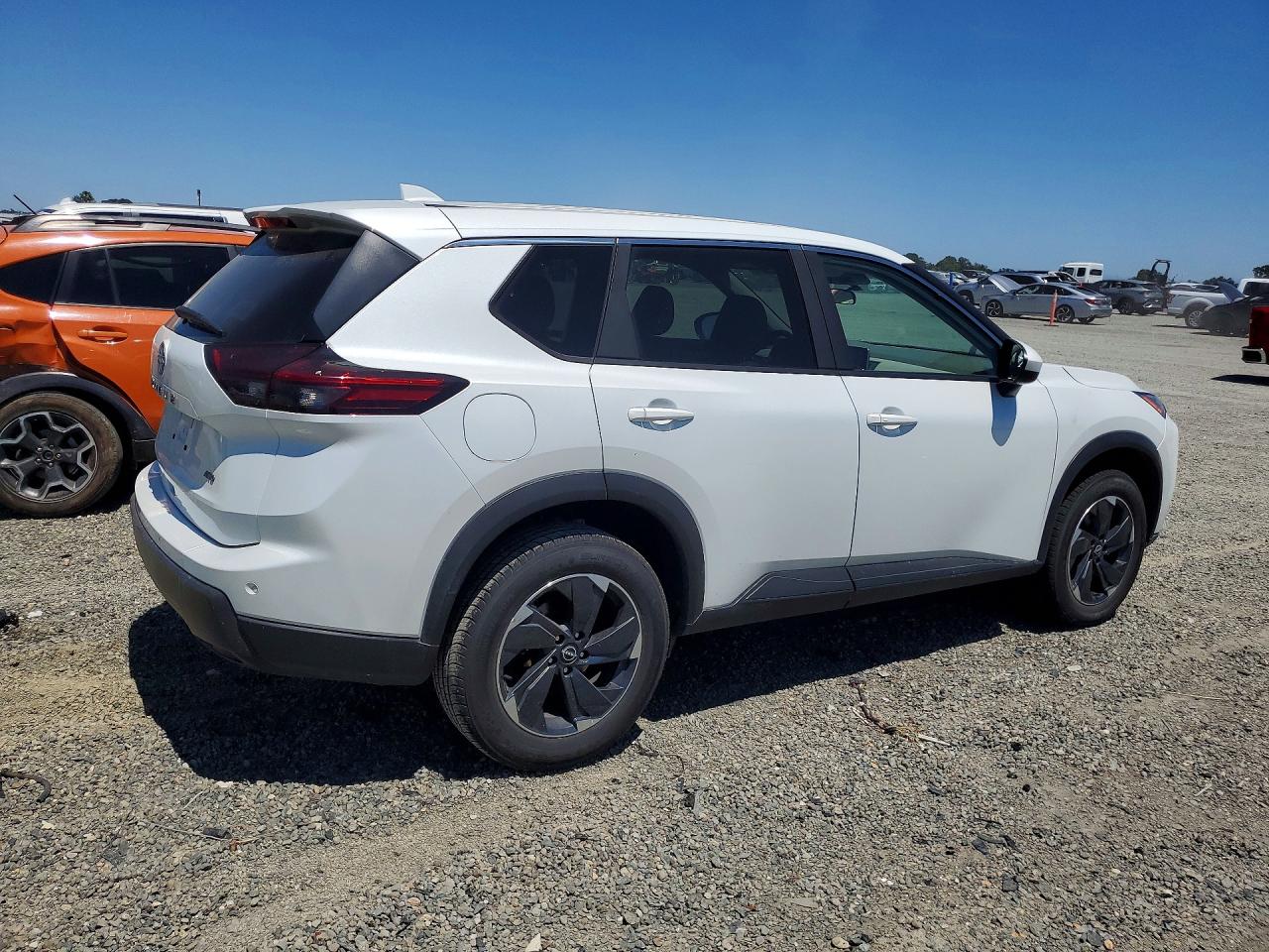 2025 NISSAN ROGUE SV — снимка 3