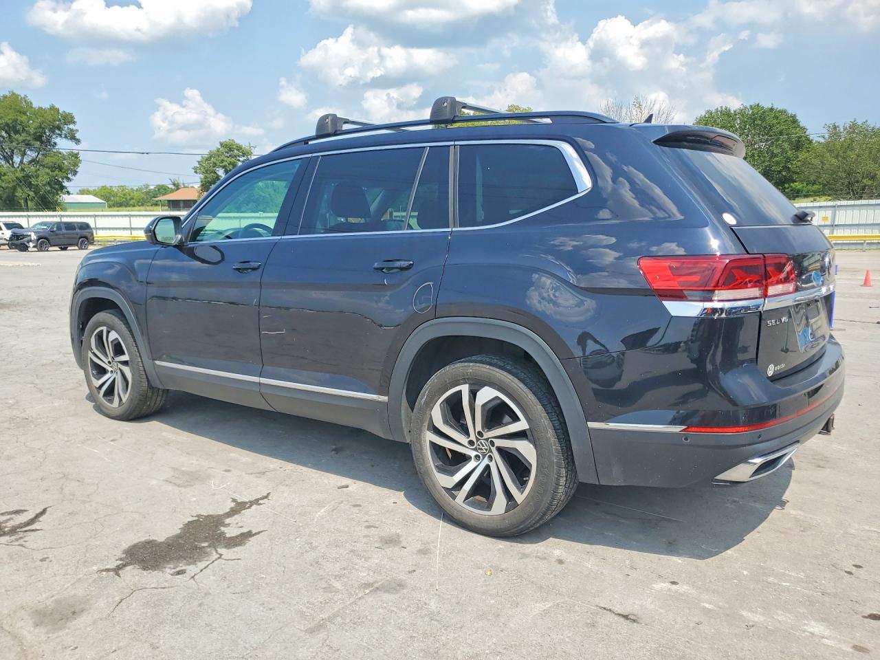 2021 VOLKSWAGEN ATLAS SEL PREMIUM — снимка 2