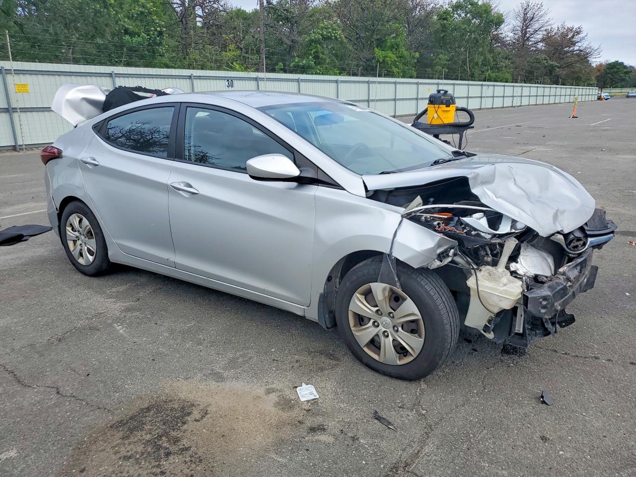 2016 HYUNDAI ELANTRA SE — снимка 4