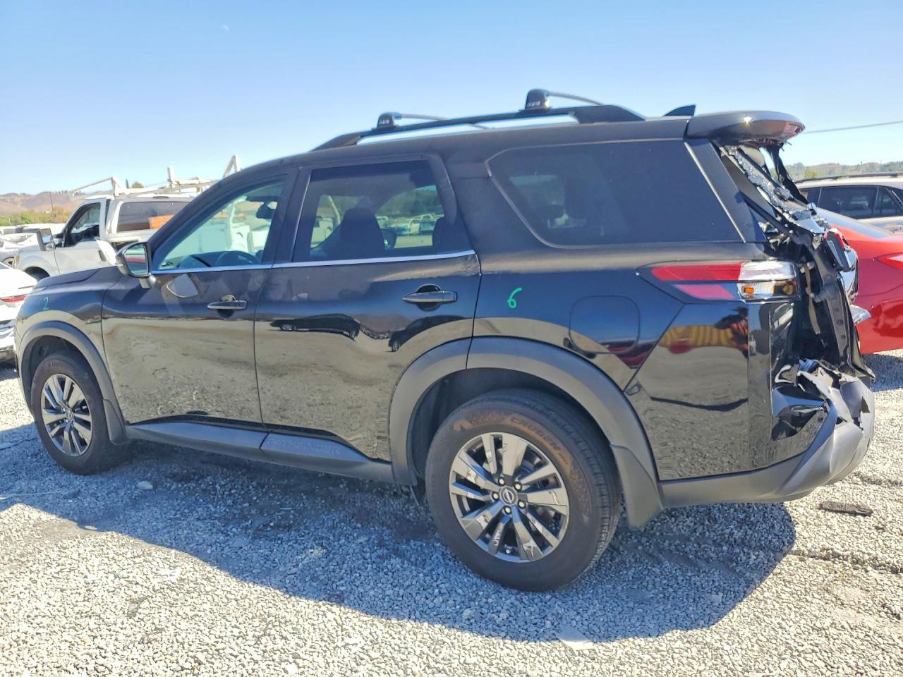 2022 NISSAN PATHFINDER SV — снимка 2