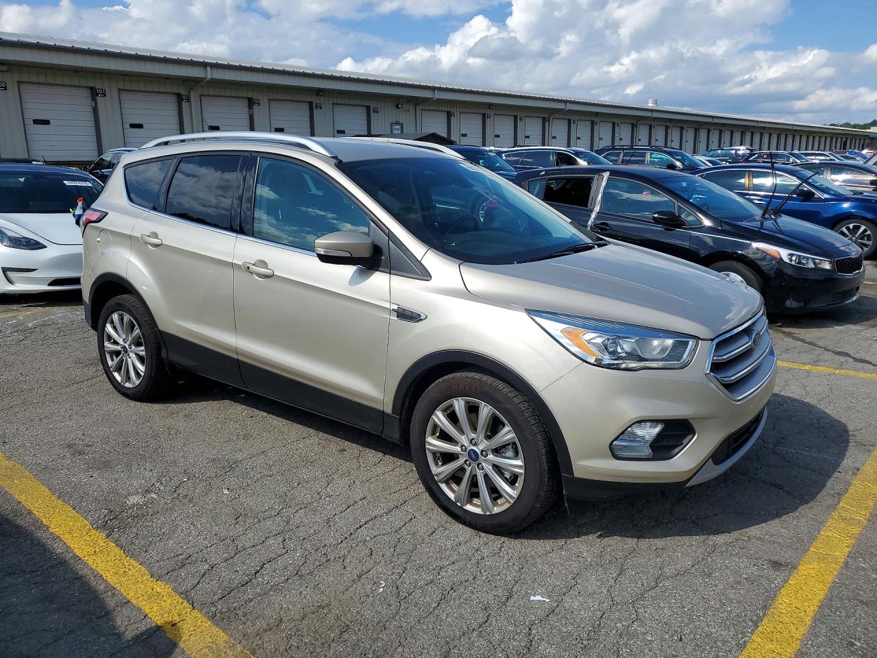 2017 FORD ESCAPE TITANIUM — снимка 4