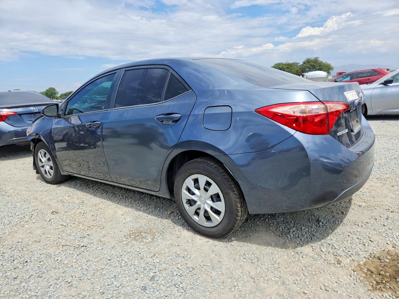 2017 TOYOTA COROLLA L — снимка 2