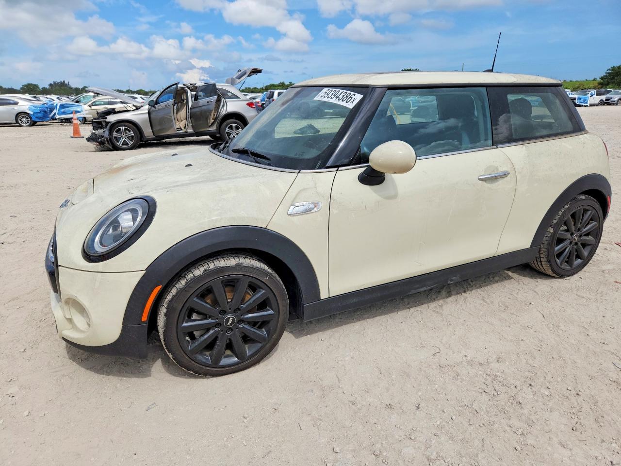 2019 MINI COOPER S