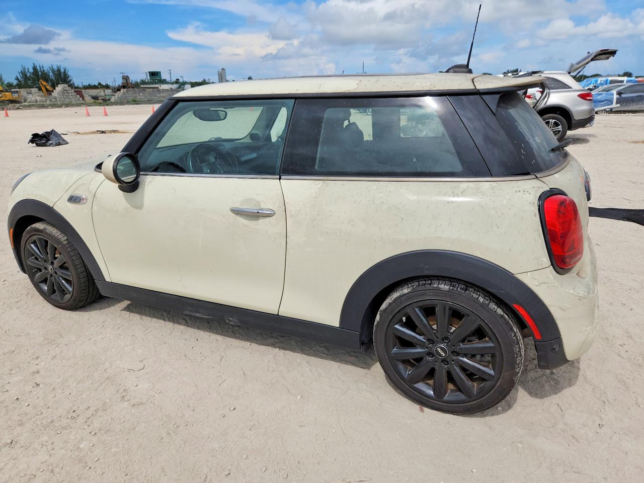 2019 MINI COOPER S — снимка 2