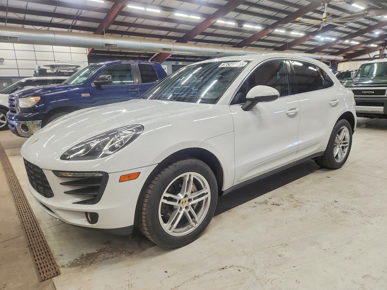 2017 PORSCHE MACAN S