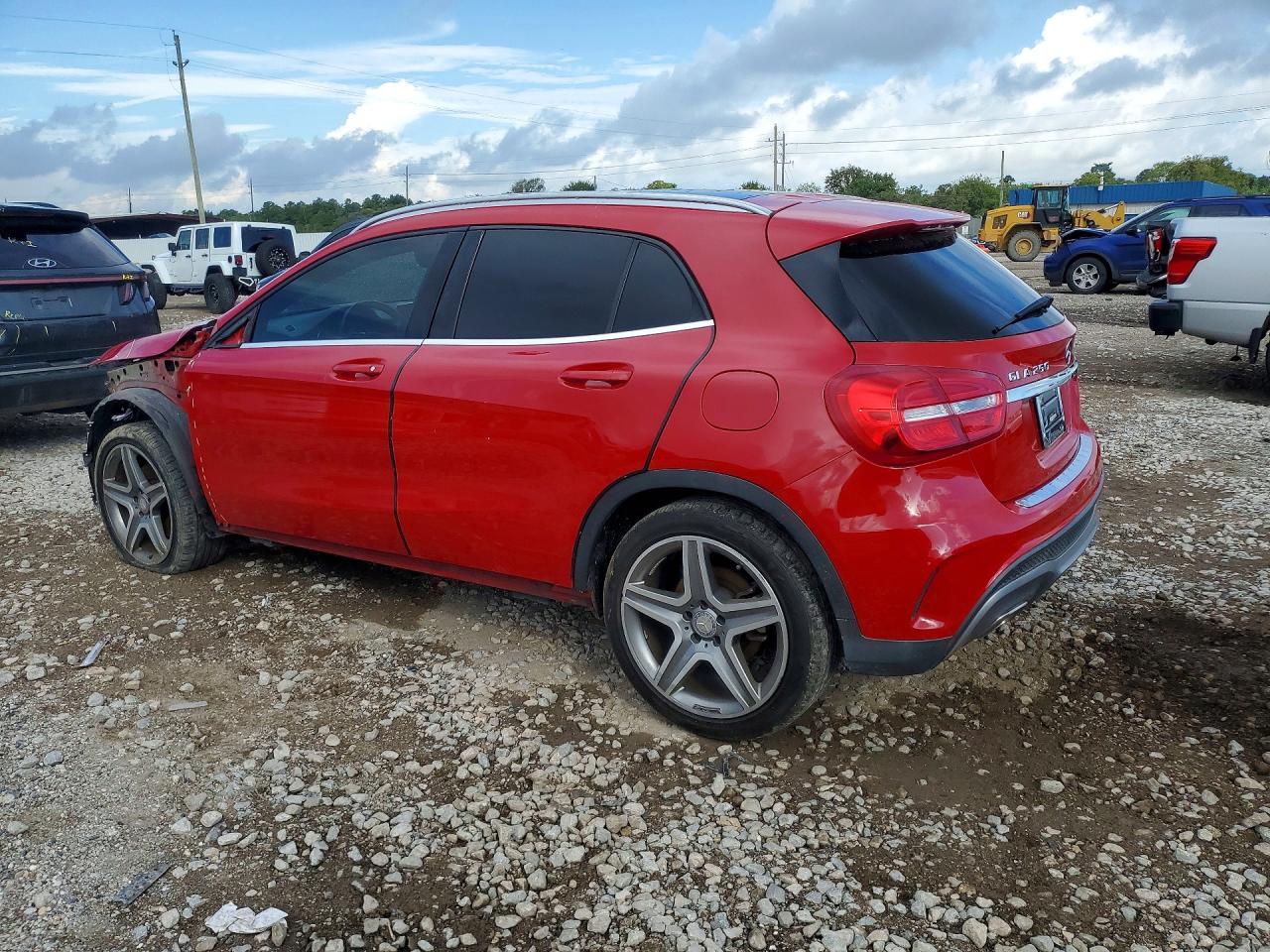 2015 MERCEDES-BENZ GLA 250 4MATIC — снимка 2