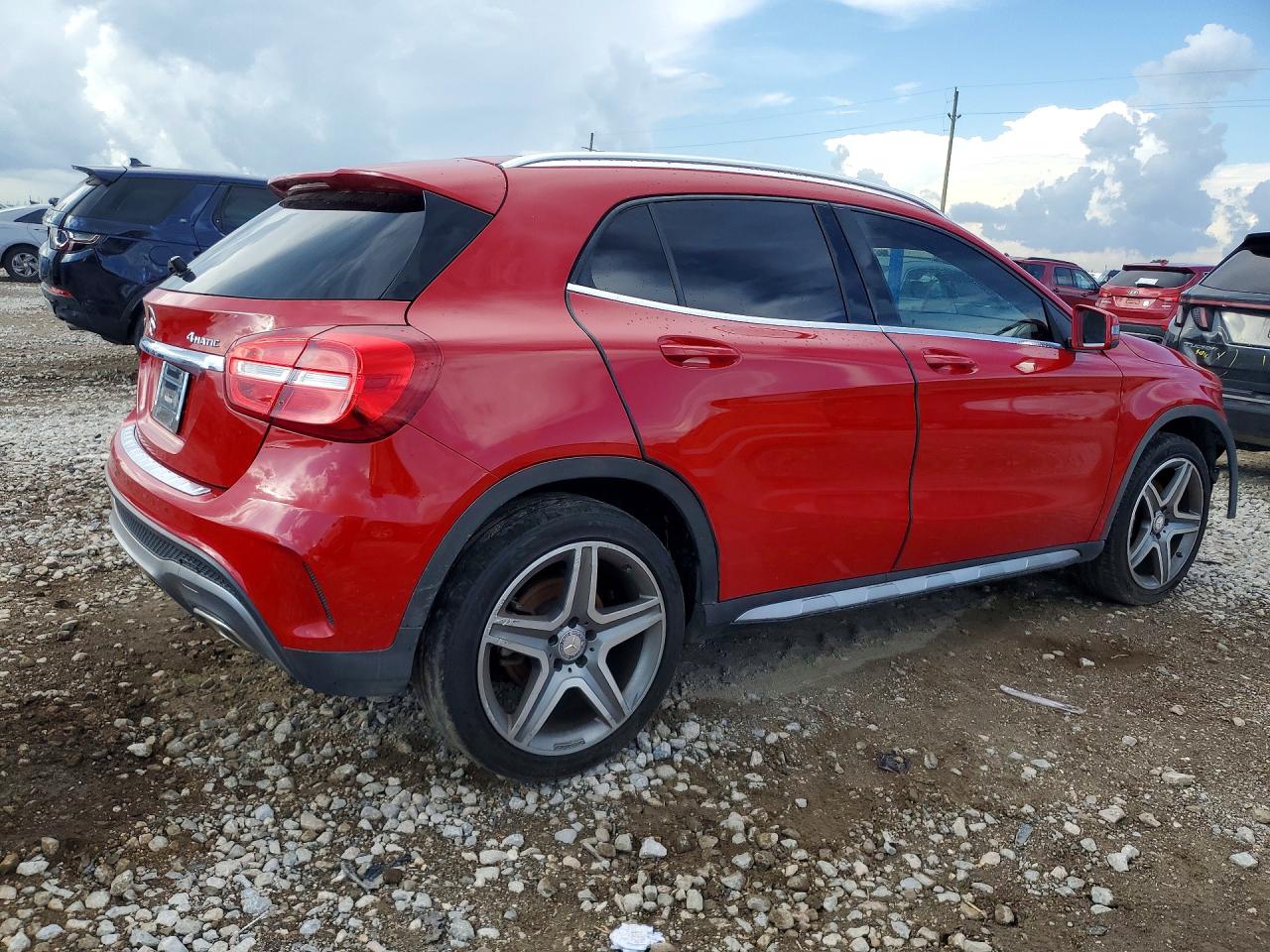 2015 MERCEDES-BENZ GLA 250 4MATIC — снимка 3